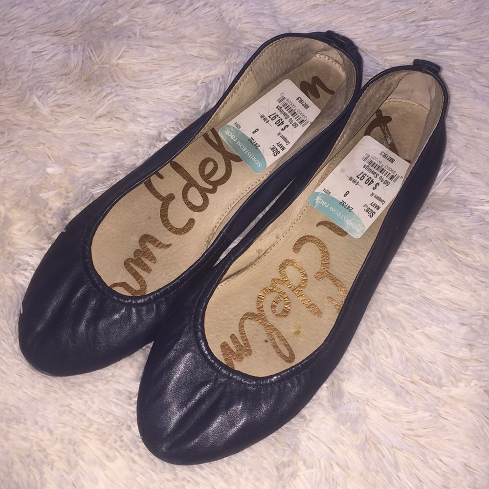 Brand New Navy Leather Sam Edelman Flats!